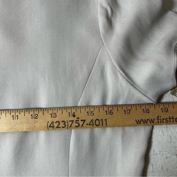 J Mclaughlin midi Bejeweled sleeves Cream Colored Dress Size 10 made in USA - Picture 7 of 13